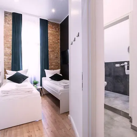 Hevals Schloss Apartment Berlin
